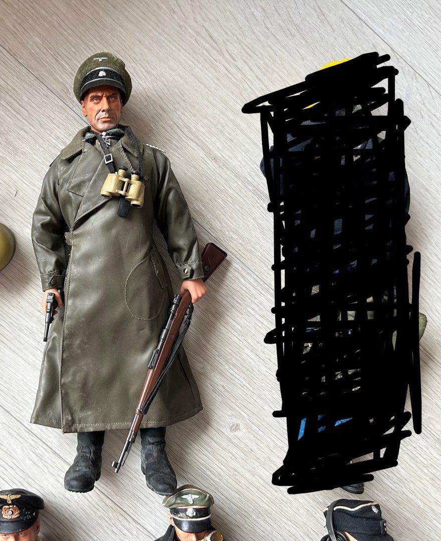Assorted 12 Action Figures WWII and Modern 12 inch figurines DML Dragon Hot Toys German Trooper Tankers