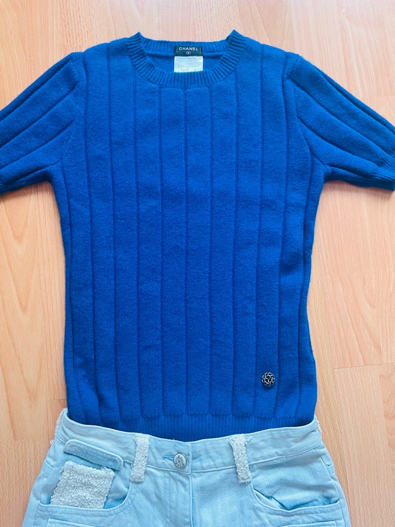 Auth Chanel 100%cashmere sweater top, 女裝, 外套及戶外衣服- Carousell