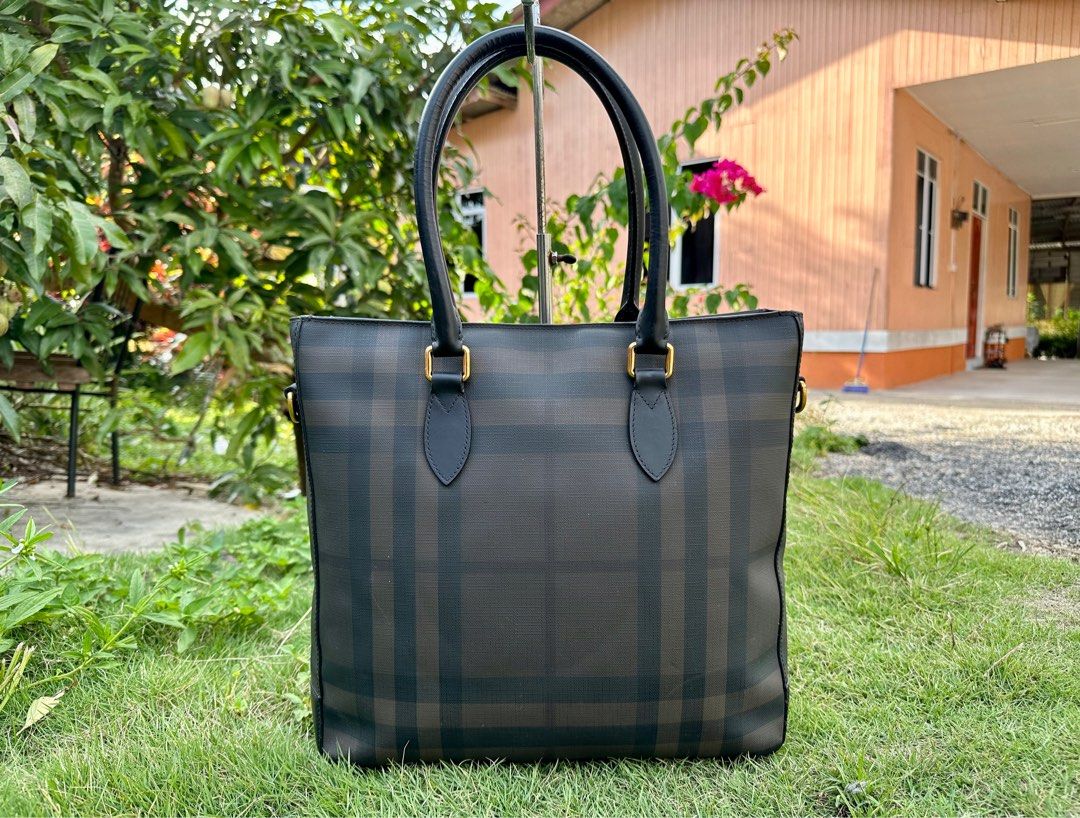 Burberry shopper tote shop
