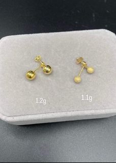 Ball Stud Earrings ( Plain/ Matte) 18Karat Saudi Gold