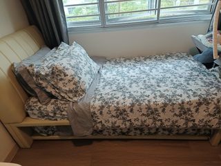 (Category: ) located in . Submitted by maya_vi (Listing ID 1291252120, Image 1). Description: .