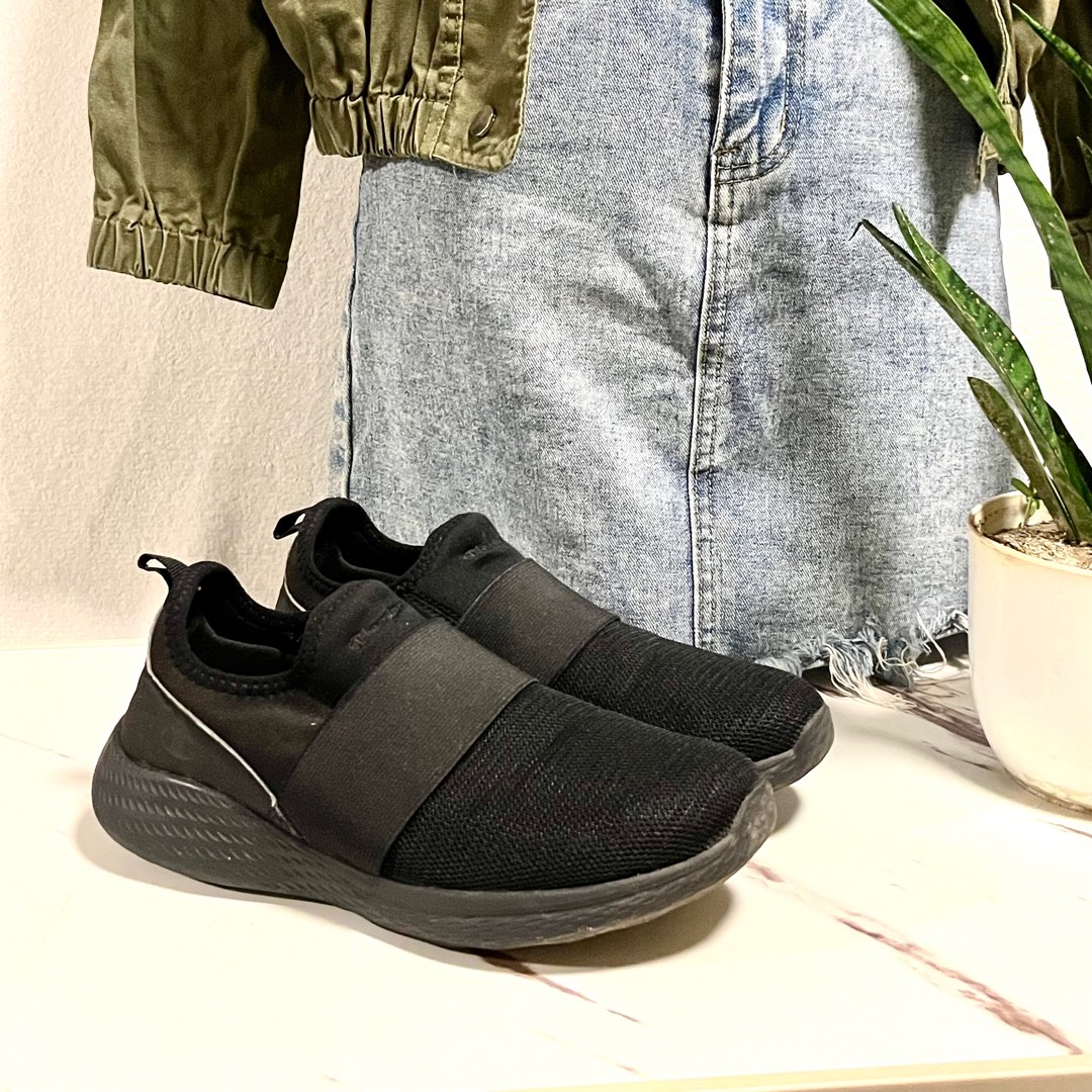 Champion strike black slip on sneakers Women s Fashion Footwear Sneakers on Carousell