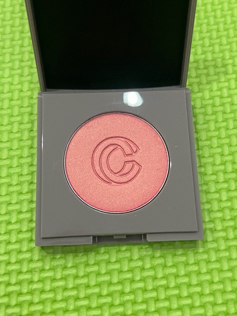COMPLEX CULTURE GOOD GLOW BLUSH (Category: Makeup) located in Makati City. Submitted by cashfrancefashioncosmetics_ph (Listing ID 1291187756, Image 3). Description: COMPLEX CULTURE GOOD GLOW BLUSH SHADE GLOW RUSH SIZE 1.5g Original.