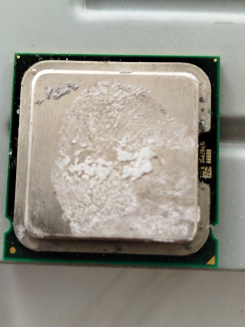CPU chip (Category: Computer Parts) located in Subic. Submitted by regiedaniel01 (Listing ID 1291197004, Image 2). Description: add sf.