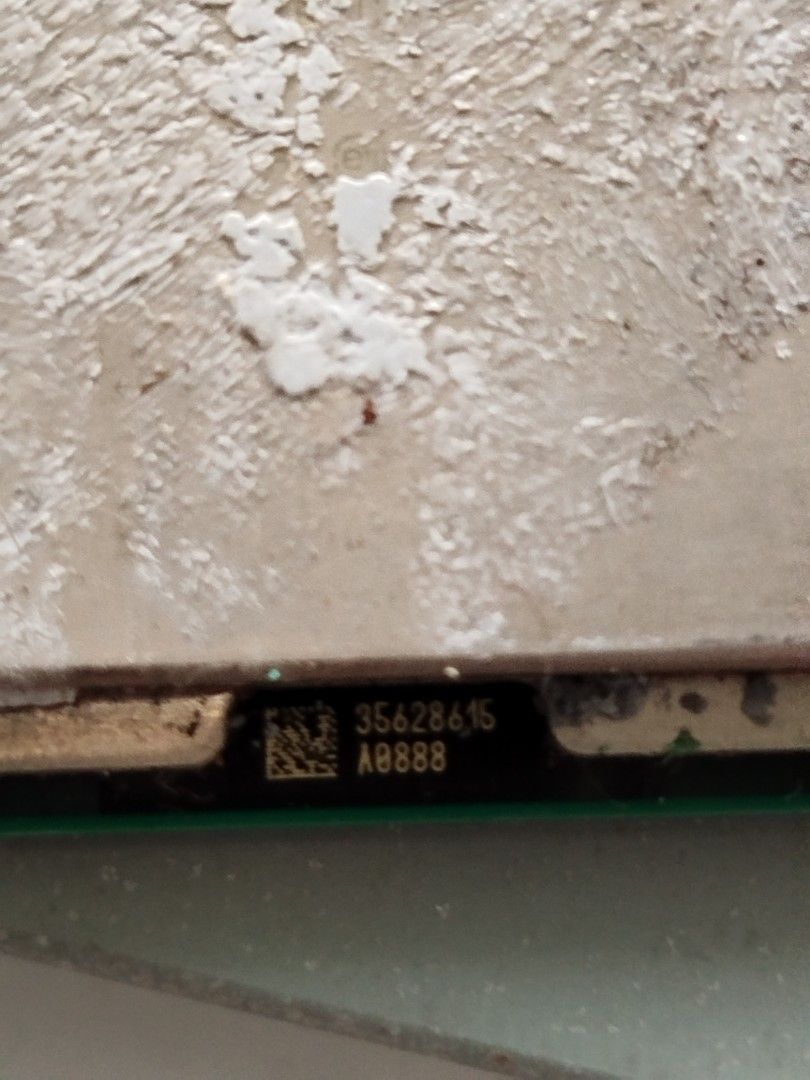 CPU chip (Category: Computer Parts) located in Subic. Submitted by regiedaniel01 (Listing ID 1291197004, Image 3). Description: add sf.