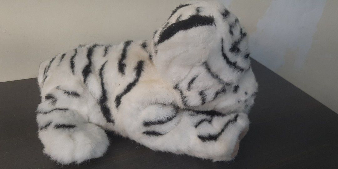 Fur real cuddle cub pet - working (Category: Interactive Toys) located in Mendez-Nunez. Submitted by dollforless (Listing ID 1291245752, Image 2). Description: Fur real cuddle cub pet battery operated - working just need a little cleaning.