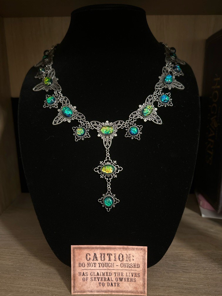 Harry Potter forbidden cursed necklace movie replica