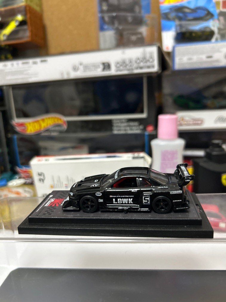 Hot Wheels Nissan Skyline R34 Lbwk Chase Custom, Hobbies & Toys, Toys ...