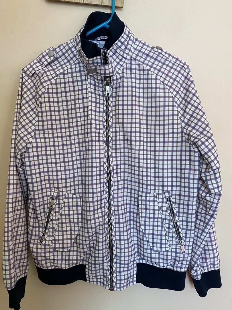 Jack & Jones jacket (Category: Coats, Jackets and Outerwear) located in Binan City. Submitted by franzhernandez7 (Listing ID 1291255254, Image 1). Description: Jack&Jones jacket , fits medium frame, im Large so it doesnt fit me anymore 😂.