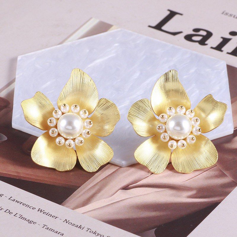 Pearl and Gold Cluster Flower Drop Earrings | Anton Heunis
