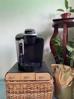 Keurig K-Classic Coffee Maker with coffee drawer
