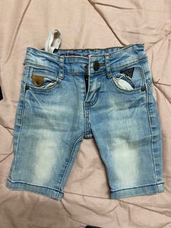 (Category: ) located in . Submitted by haschaq (Listing ID 1291286898, Image 1). Description: .