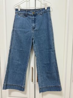(Category: ) located in . Submitted by man19k (Listing ID 1291224159, Image 1). Description: .
