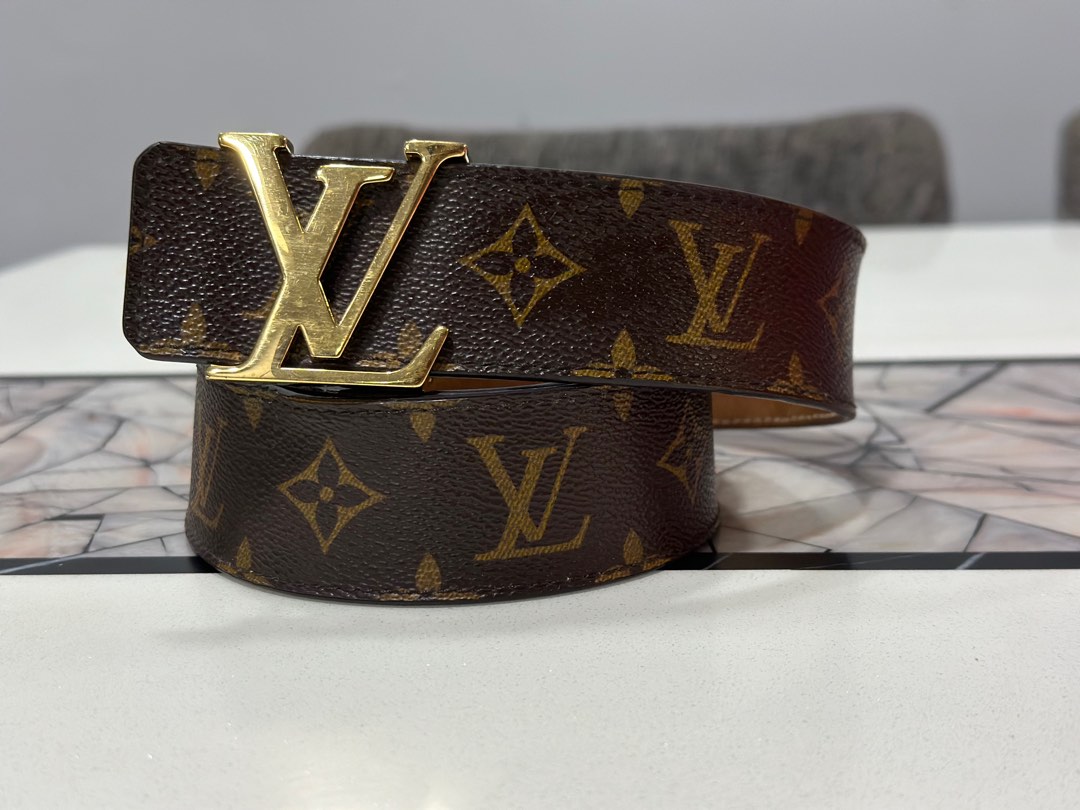 Louis vuitton initial 40 monogram belt