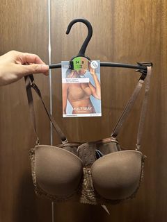 (Category: ) located in . Submitted by vanessawangxt (Listing ID 1291237146, Image 1). Description: .