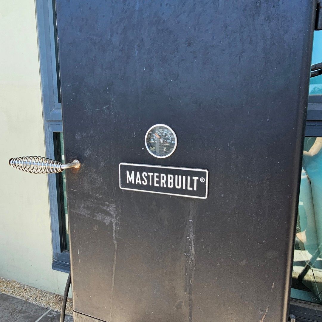 Masterbuilt Electric Smoker (with Panther Transformer) (Category: Cookware & Accessories) located in Mandaluyong City. Submitted by meowwth (Listing ID 1291213098, Image 1). Description: unit works well transformer is included (looks brand new) pick up only (mandaluyong area) please message me if you need more photos of the unit :).