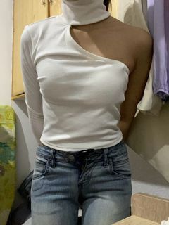 Mossimo - White One Off Shoulder Top