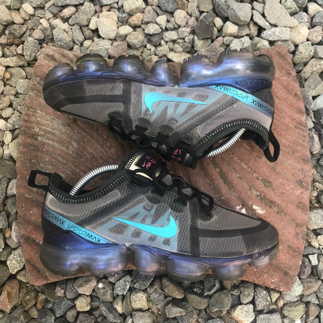 Nike air vapormax sale 2019 throwback future