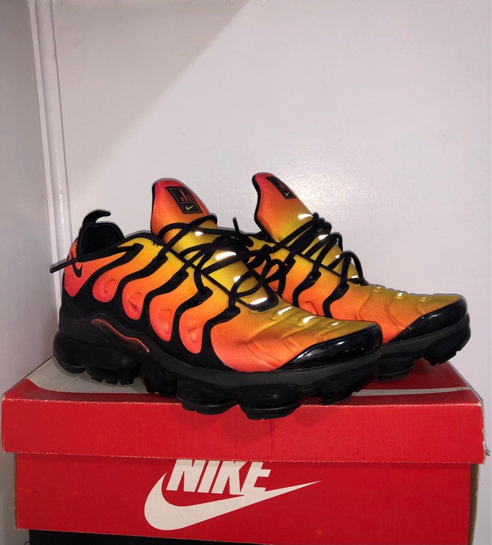 Nike vapormax sunset orange store