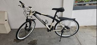(Category: ) located in . Submitted by etcar (Listing ID 1291277224, Image 1). Description: .