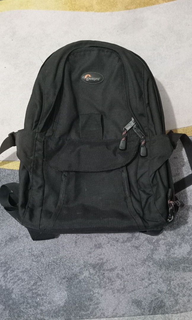 Mochila Lowepro Mini Trekker Aw LOWEPRO MINI TREKKER SLR Camera
