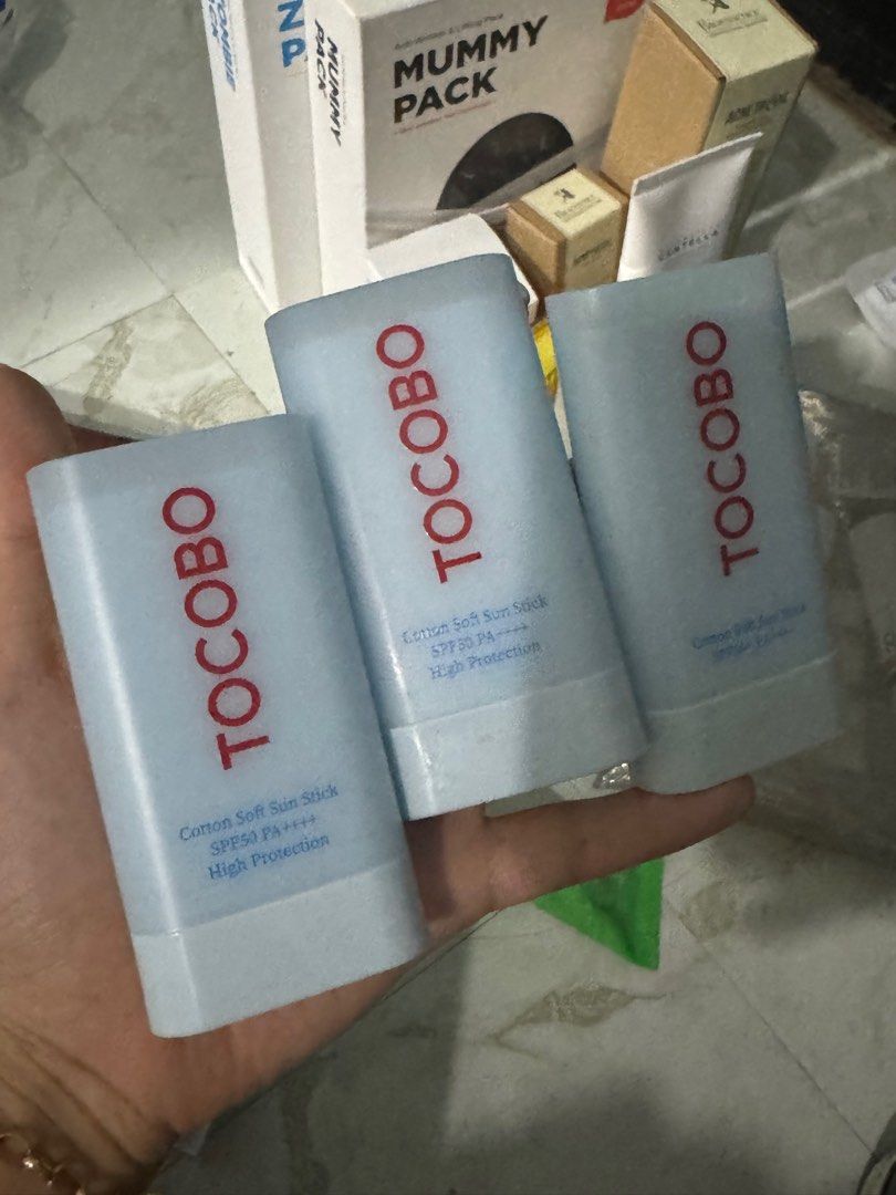 Rococo sunstick (Category: Face Care) located in Manila. Submitted by zappy21 (Listing ID 1291276656, Image 2). Description: 1 pc Rfs Extra.