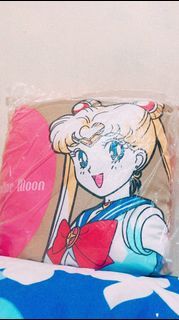Sailor Moon - Couch Pillow (Brand new w/ Tag)
