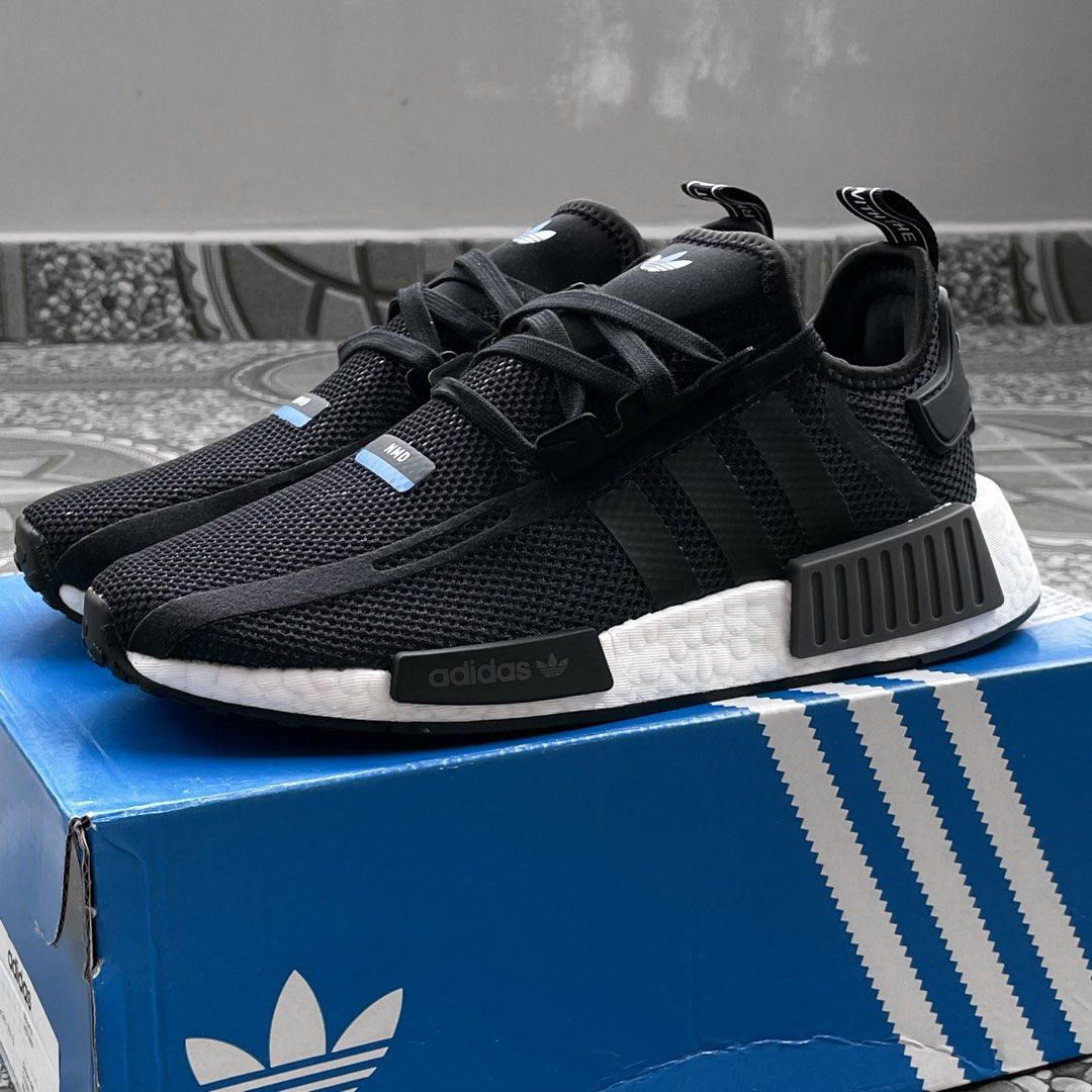Sepatu Adidas NMD R1 Original Baru Fullset
