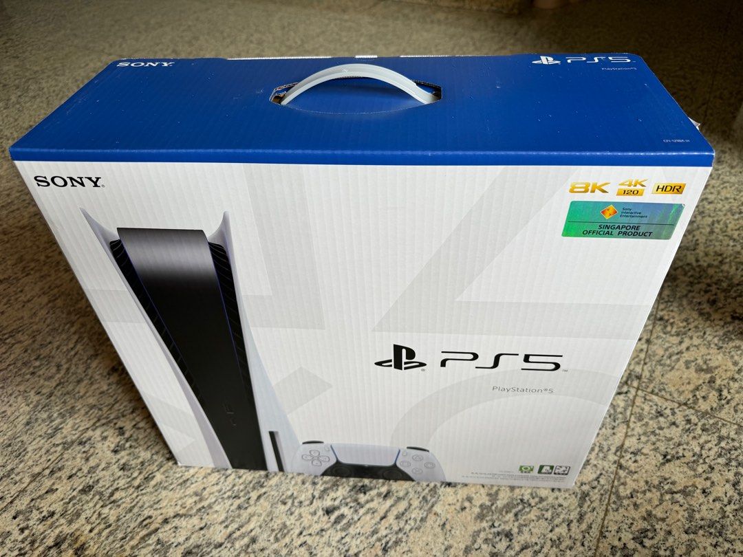 Sony PS5 (Category: PlayStation) located in Singapore. Submitted by gronford (Listing ID 1291237455, Image 1). Description: BNIB 825gb Disc version .