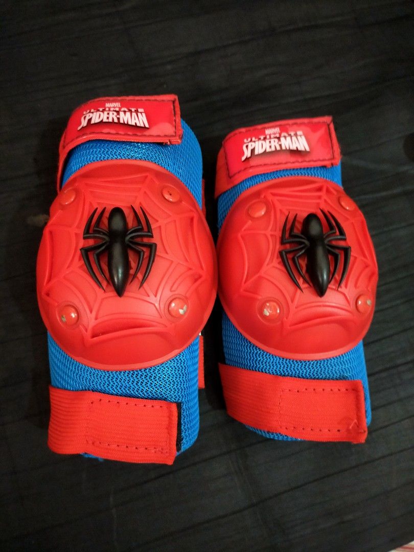 Spiderman kids knee/elbow pad (Category: Babies & Kids Fashion) located in Quezon City. Submitted by rnabc (Listing ID 1291195737, Image 1). Description: 1 pc elbow pad 1 pc knee pad.
