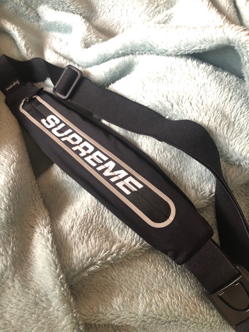 Supreme cheap running bag