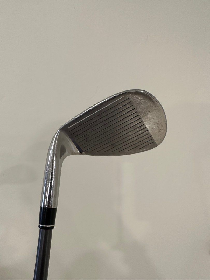 TaylorMade SIM Max Sand Wedge, Sports Equipment, Sports & Games, Golf