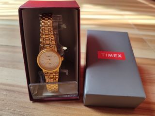 Timex AB series Gold