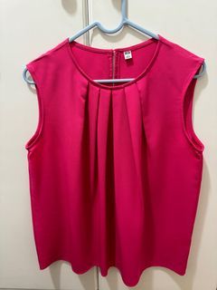 Uniqlo: Sleeveless (Hot Pink)