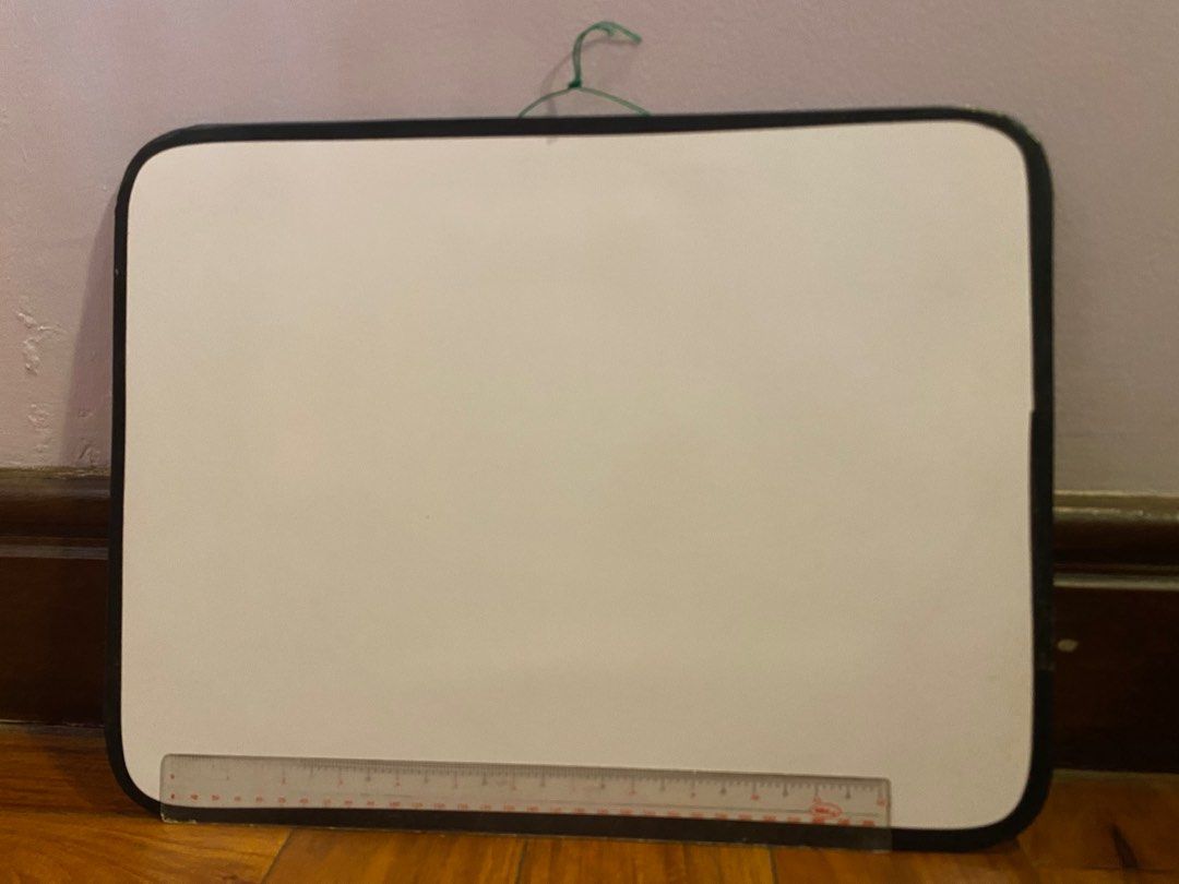 White board (Category: Stationery & School Supplies) located in Muntinlupa City. Submitted by basa35 (Listing ID 1291234950, Image 1). Description: .