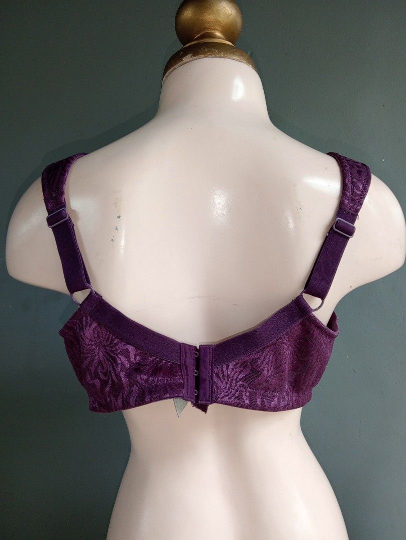 42b bra wingslove non wire not padded purple bra, Women's Fashion