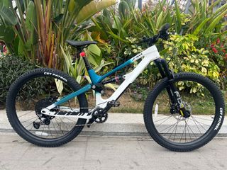 （分類：）位於 。 由 trendybike 提交（商品編號 1291480536，圖片 1）。簡介： 。