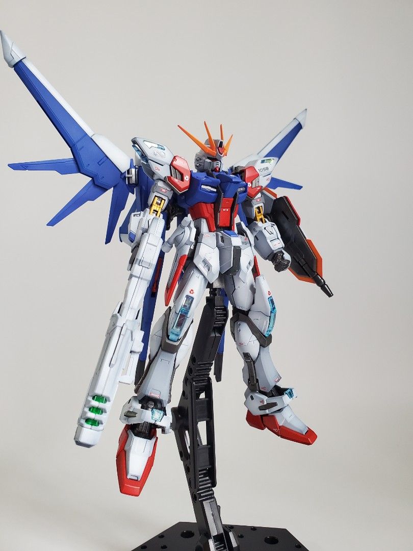 全上色成品_RG 1/144 創建突擊_Build Strike Gundam_高達模型代工_Bandai gunpla, 興趣及遊戲, 玩具&  遊戲類- Carousell