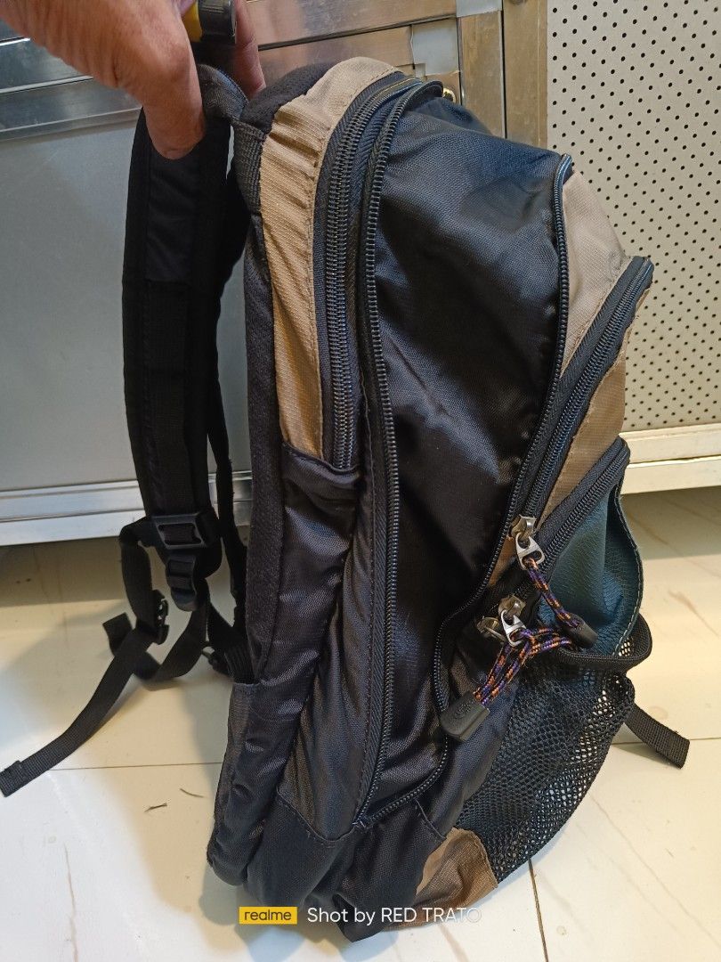 💯 The North Face Back pack (Category: Backpacks) located in General Mariano Alvarez. Submitted by randzwurkz85264 (Listing ID 1291498096, Image 3). Description: .