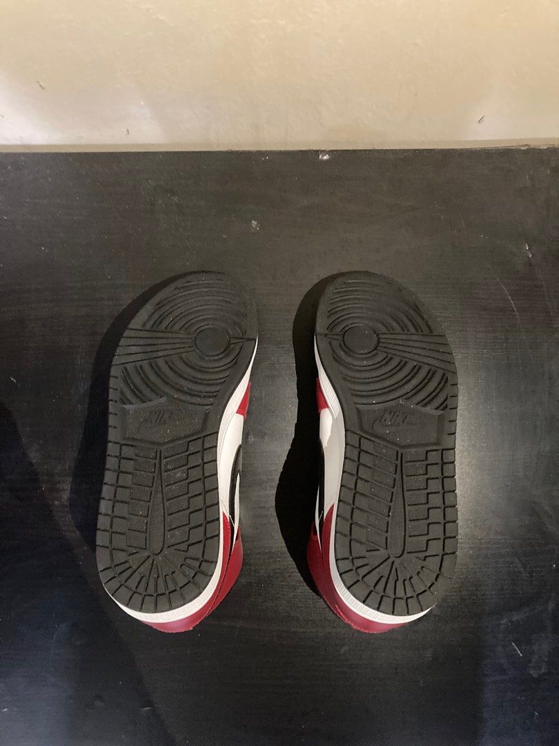 aj1 chicago toe
