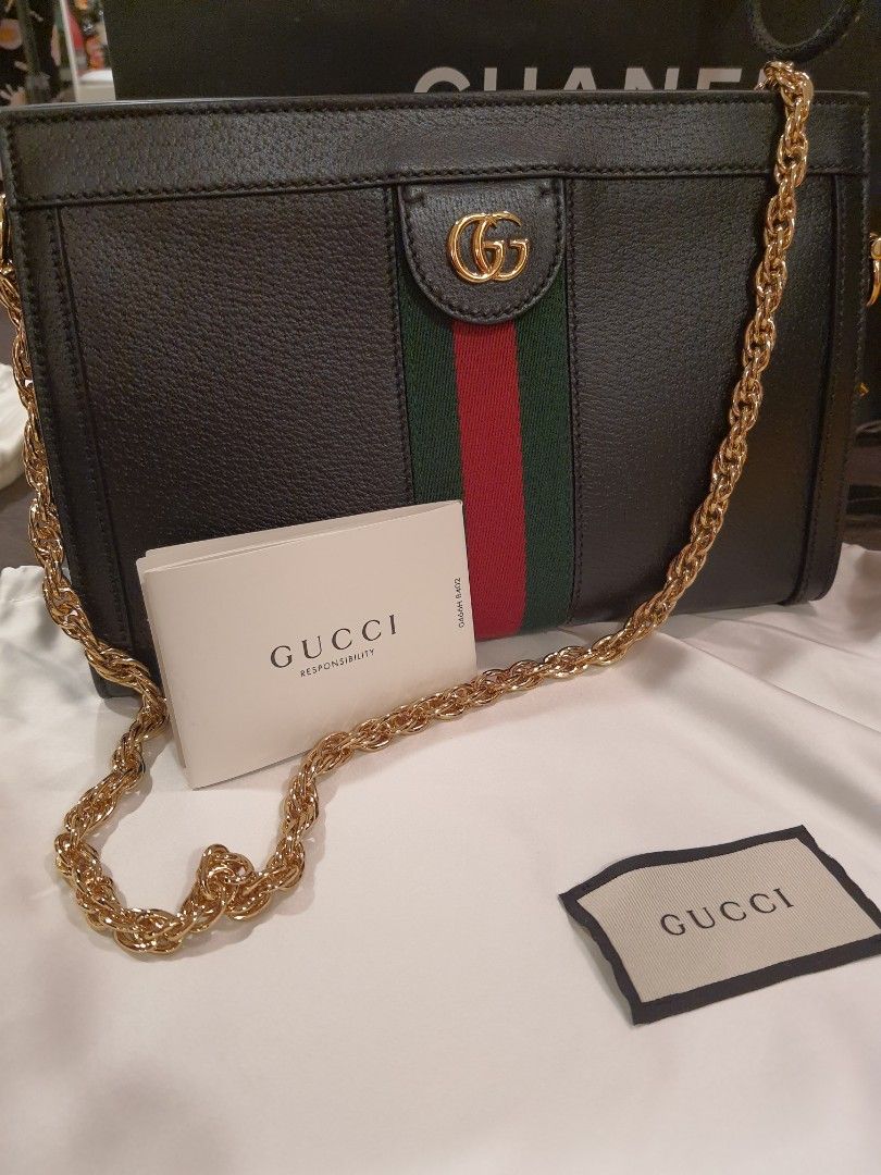 Authentic Gucci Offdia gold chain (Category: Luxury Bags & Wallets) located in Quezon City. Submitted by jenserr (Listing ID 1291490279, Image 2). Description: Gucci leather gold chain shoulder offdia black sherry 75K.