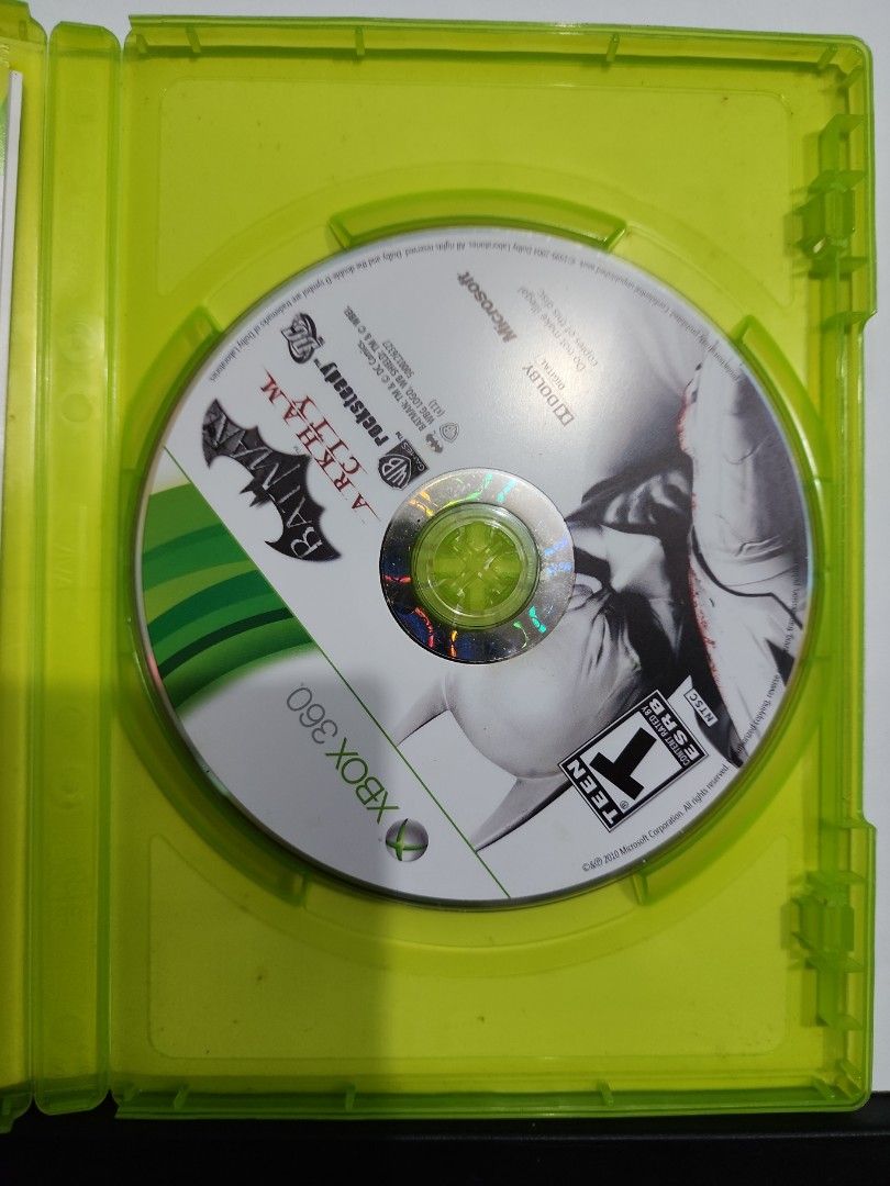 Batman Arkham City (XBox 360) (Category: Xbox) located in San Pedro. Submitted by vinsgarage (Listing ID 1291433267, Image 2). Description: This is the second game of the Batman Arham series for the XBox 360. This is still playable and only has light scracthes when inspecting the back side of the disc. I am decluttering my game cabinet, and I am unable to play this title as my console died on me 😞 Please pay via GCash the amount before I deliver