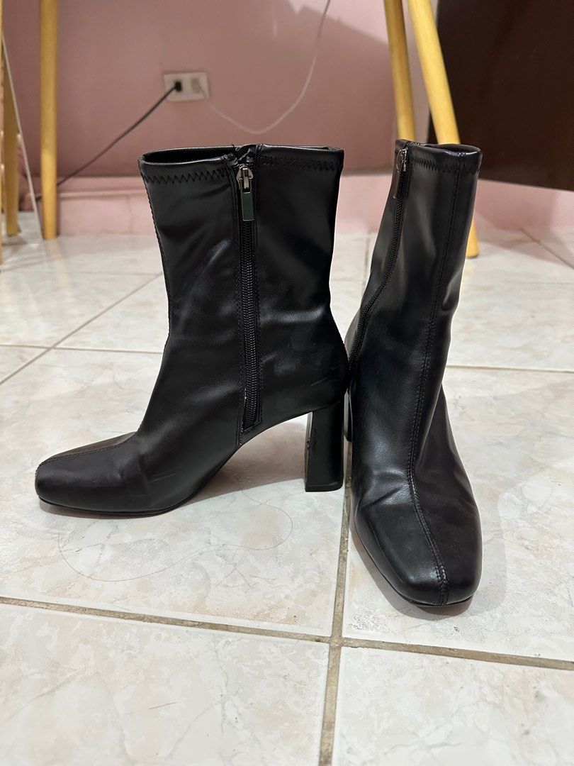 Bershka Black Boots 2 inches block heels Women s Fashion