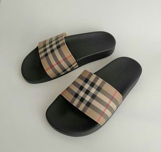 Burberry sale singapore top
