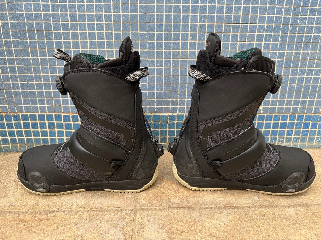 Burton Felix Step On Boots, 運動產品, 其他運動配件- Carousell