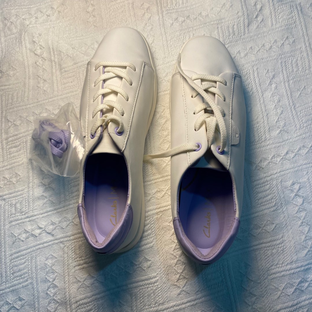Clarks wave roam new arrivals