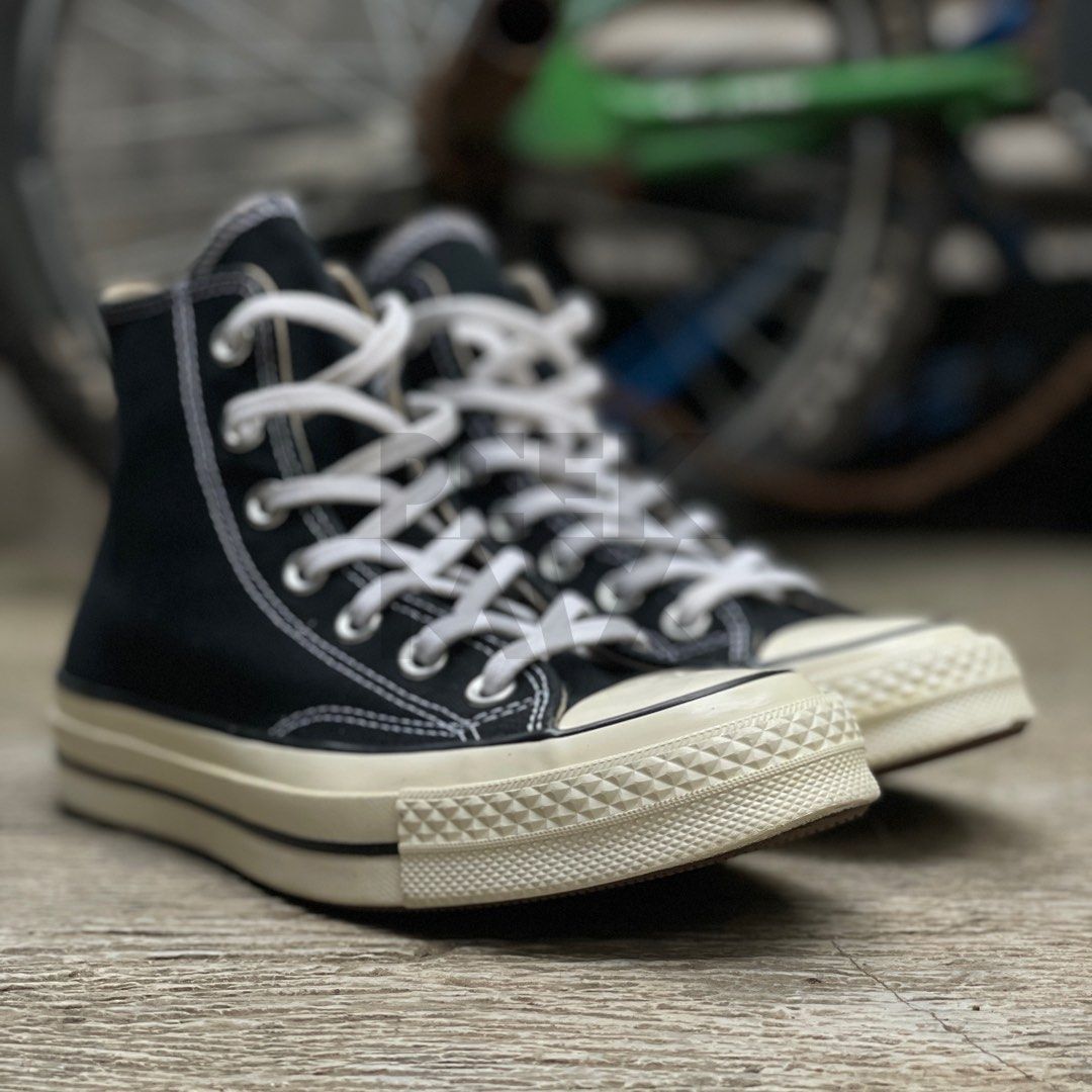 Converse 70s black egret adalah top