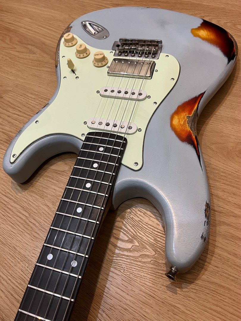 Nitro Relic HSS Stratocaster stainless steel frets