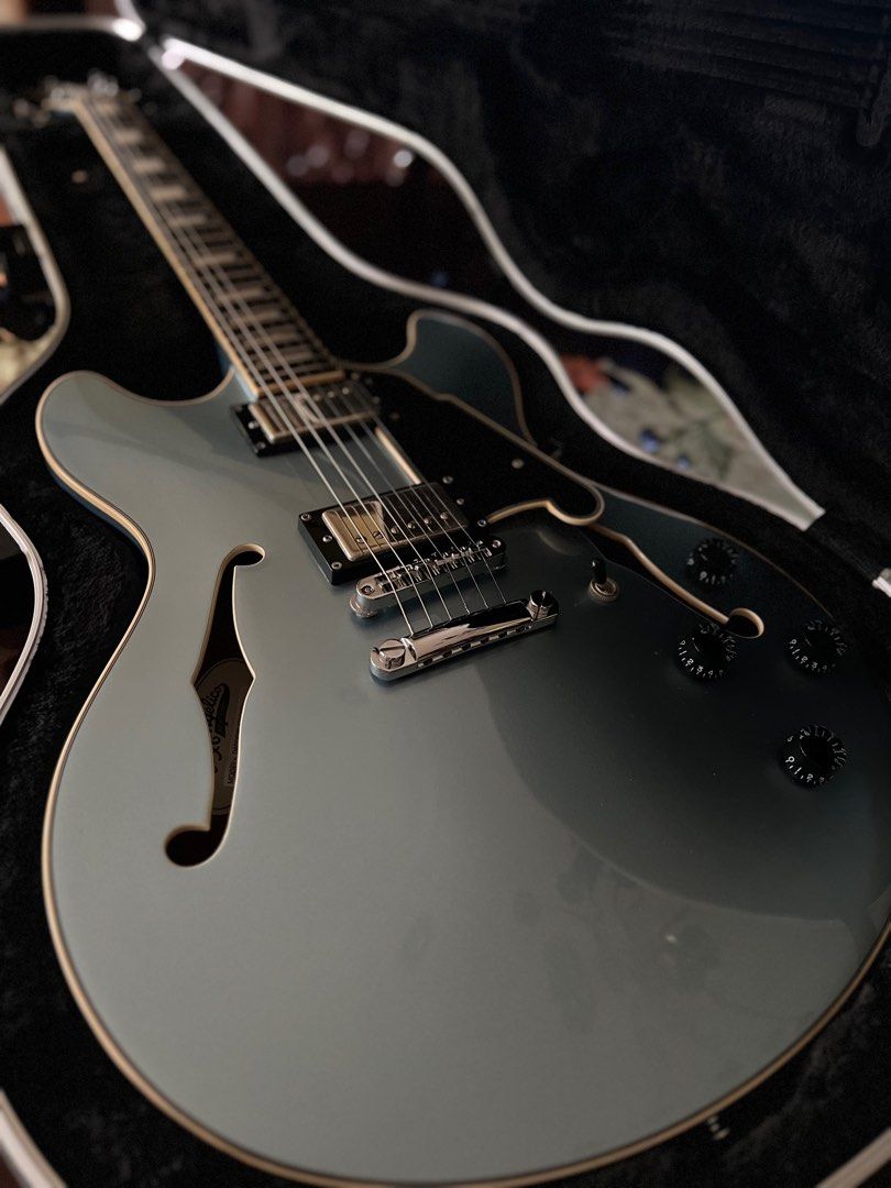D’angelico Premier DC Boardwalk (Category: Musical Instruments) located in Quezon City. Submitted by sushisanders (Listing ID 1291505281, Image 1). Description: D’angelico Premier DC Boardwalk Iced Blue Metallic Sale only. Last price. No functional issues. Good sounds. No case Sunburst Made in Indonesia JB SH4B and SH2N pups C-shaped neck 22 narrow-tall frets Meet-ups: Temple Drive/Katipunan/Eastwood/White Plains Lalamove/Grab: c/o buyer.