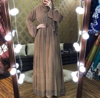 (Category: ) located in . Submitted by qeenn (Listing ID 1291537334, Image 1). Description: .